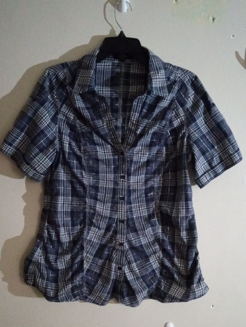 Express Navy and White Plaid Short-Sleeve Shirt Large